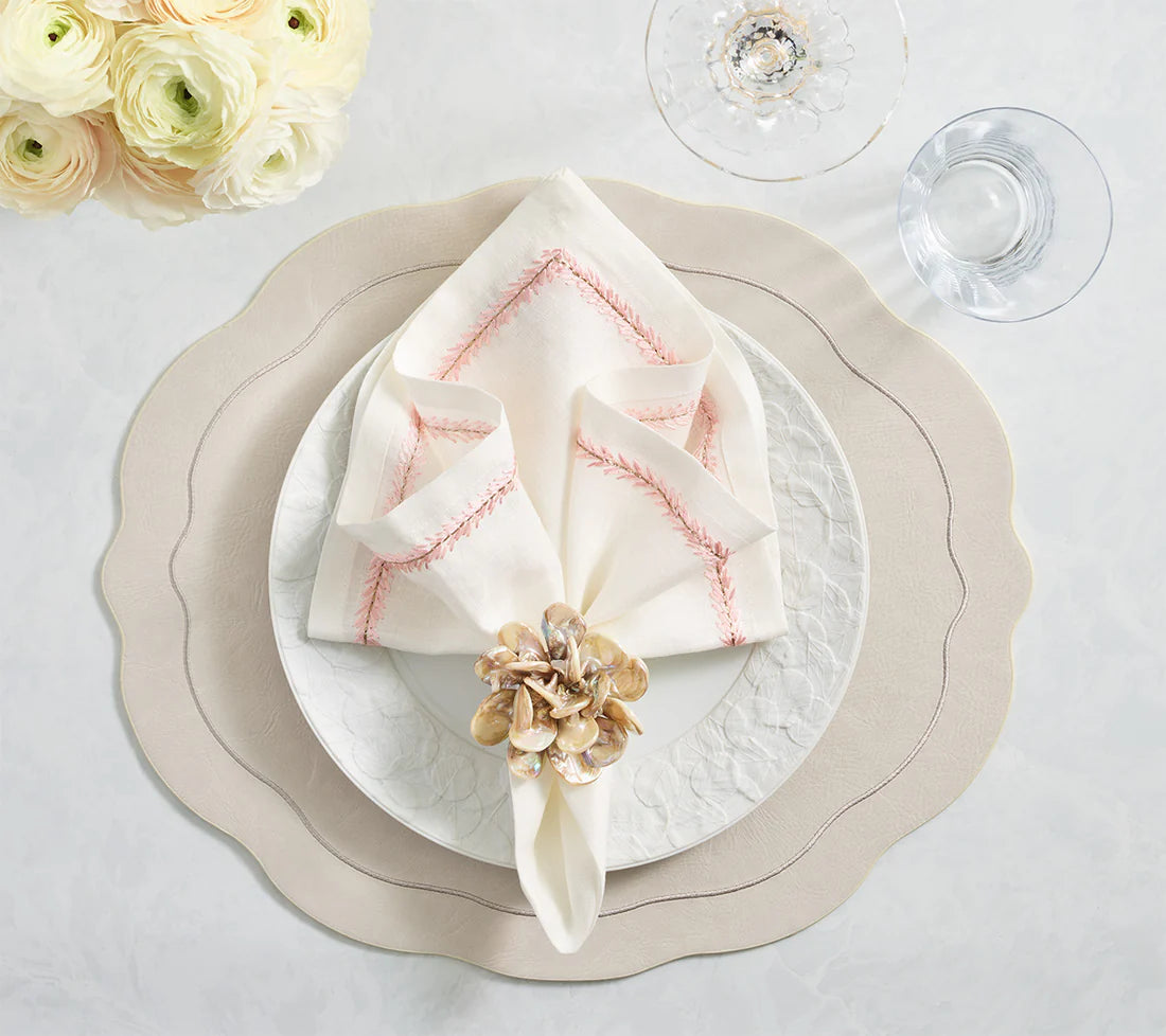 Tailored Placemats in Neutral Tone (Set of 4)