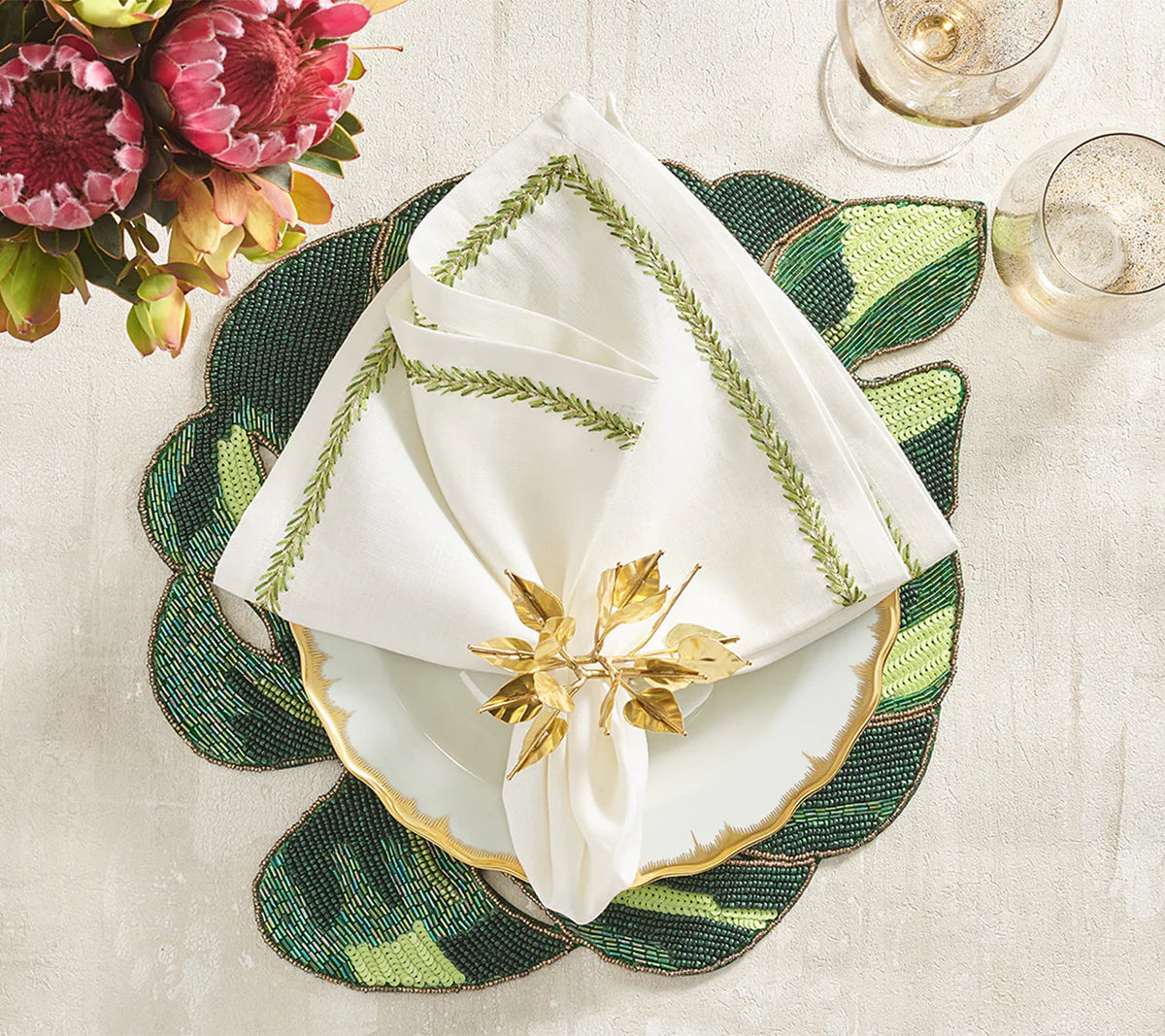 Jardin Linen Napkin in White & Green (Set of 4)