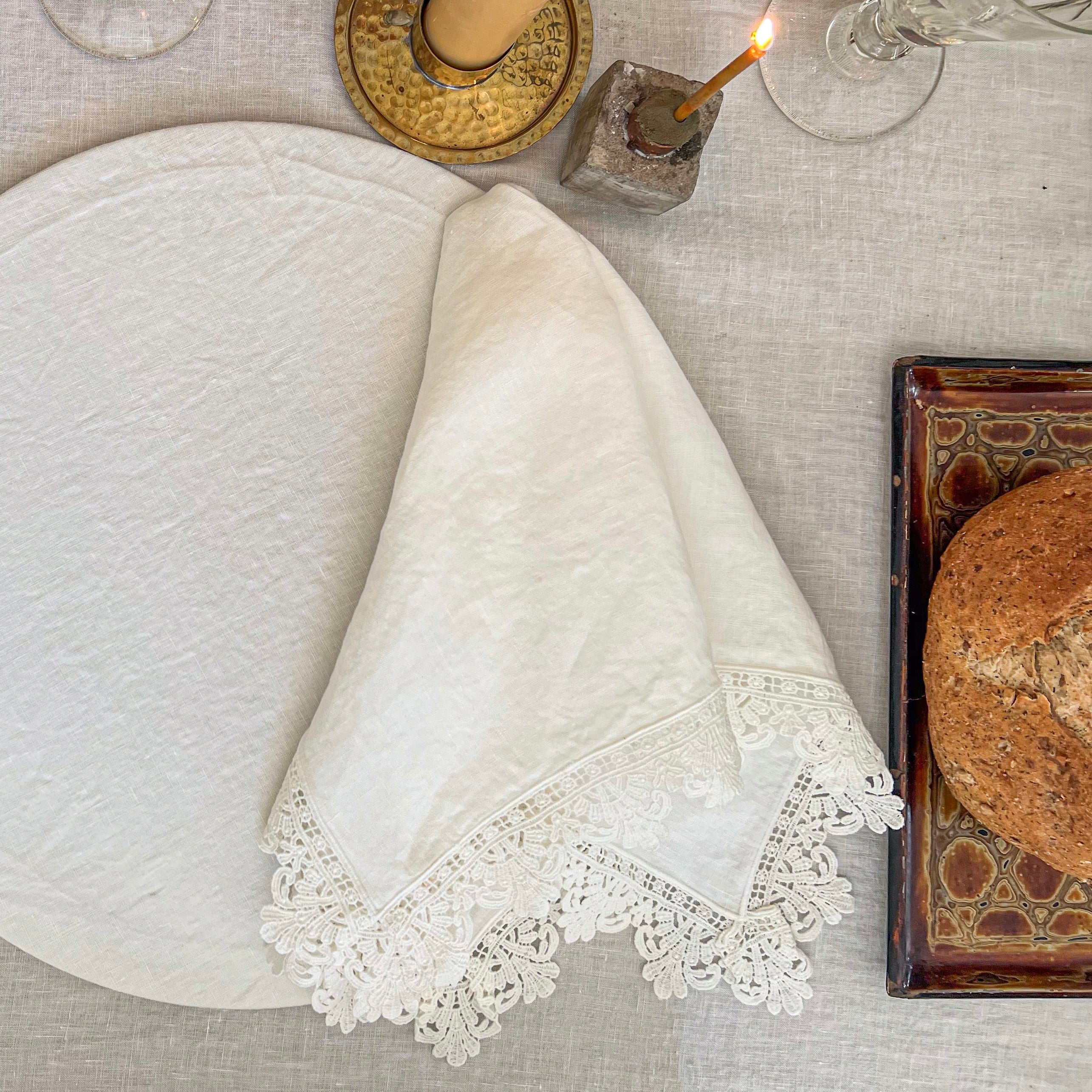 Linen Napkin with Sicily Lace (Set of 4)