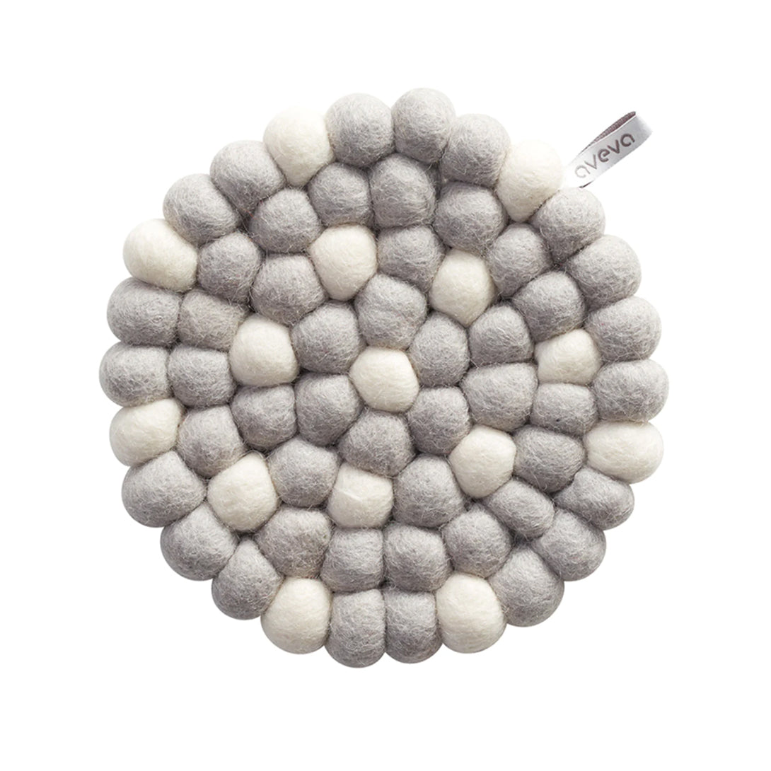 Round Trivet White Dots